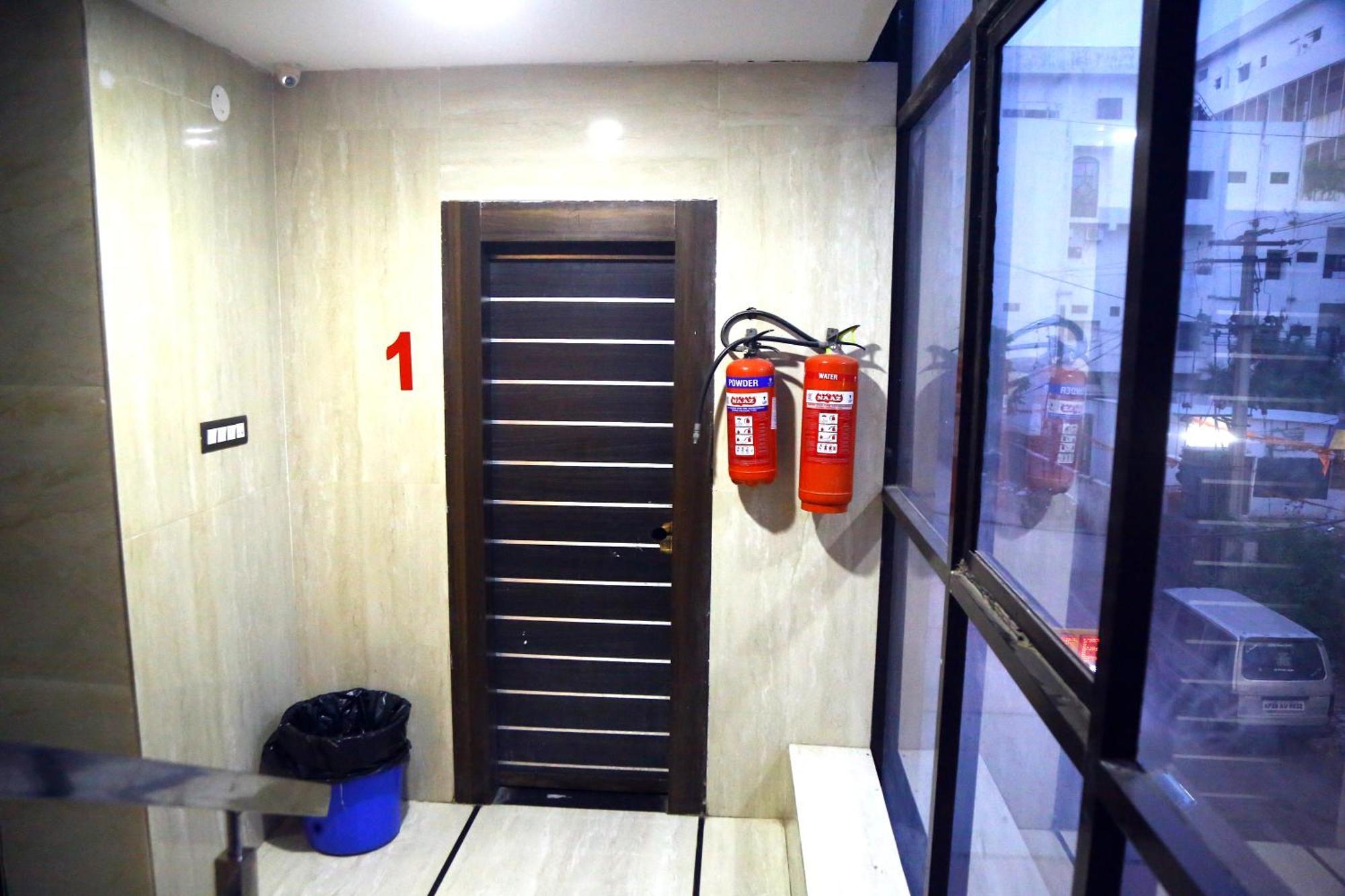 Hotel Mn Grand Shamshabad Airport Zone Hyderabad Eksteriør bilde